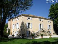 Foto LES PETITES SOURCES : Chambre d'Hotes a Aix en Provence - Gite et Location dans le Pays d Aix ( Sud de la France : Provence ) dans cette Maison d Hotes avec piscine.